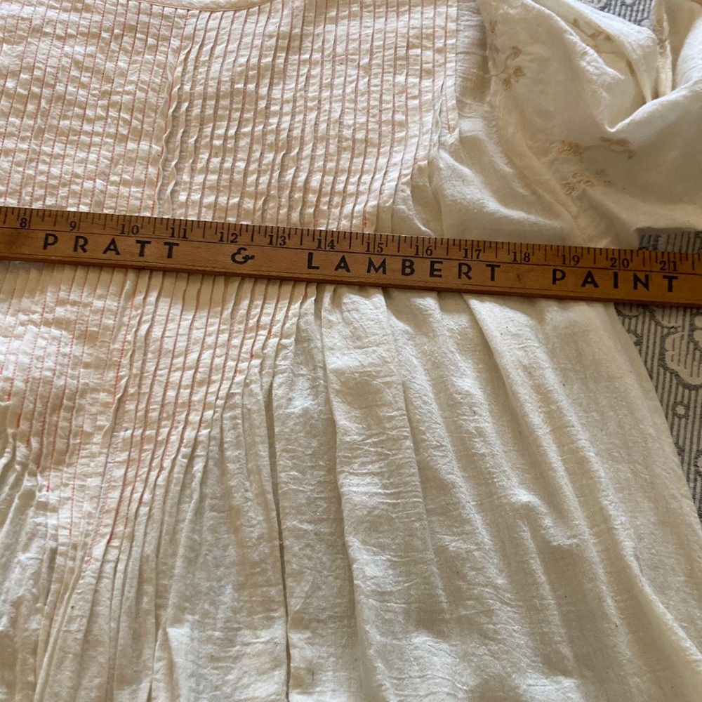 Itr by Khyati Pande Escape Off-white embroidered and floral dress in size L - Picture 12 of 15